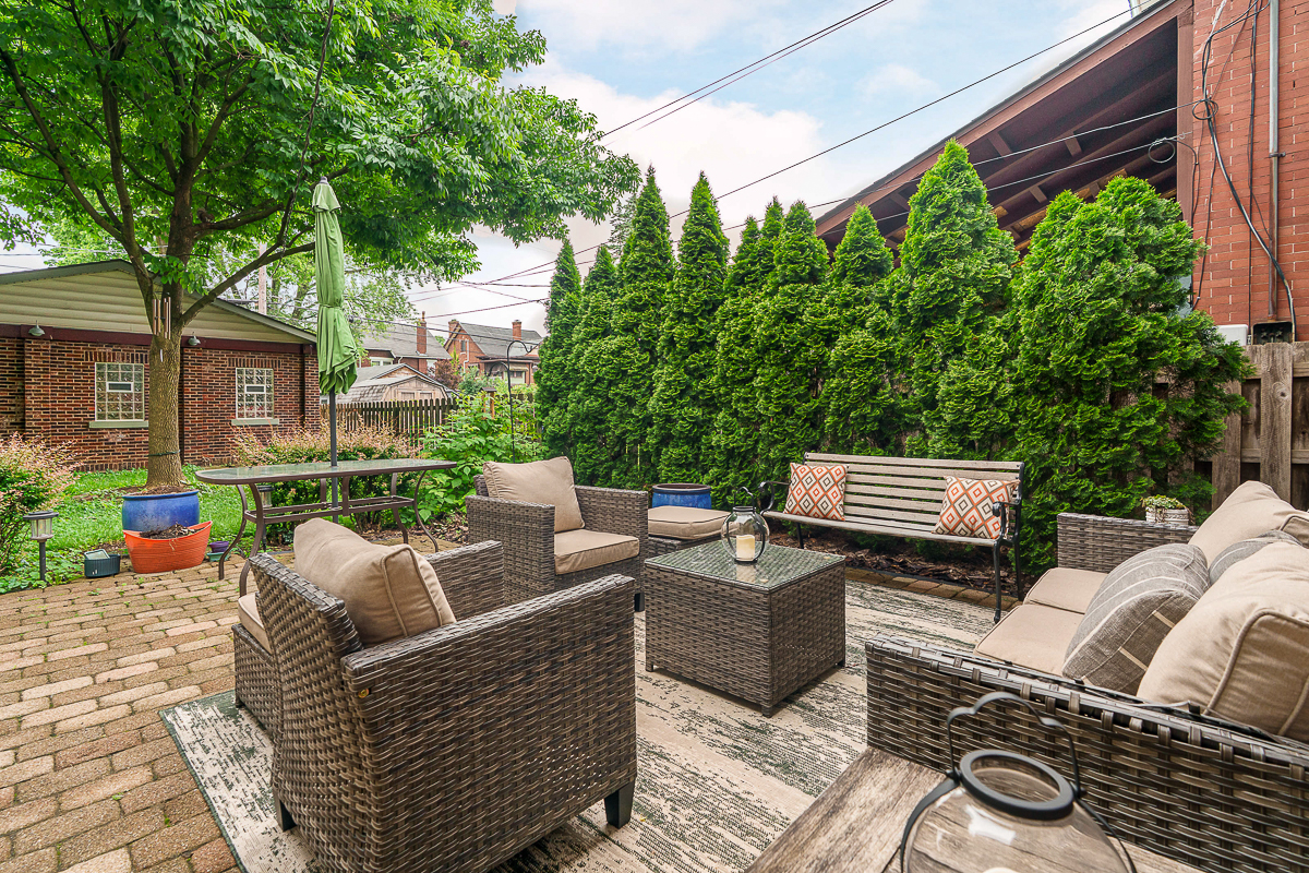 1833 Franklin Ave-19