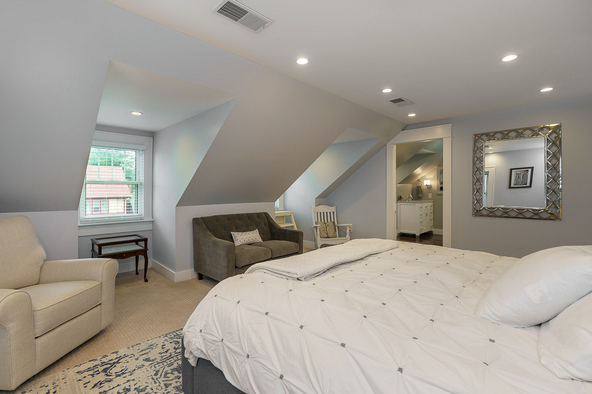 1833 Franklin Ave-52