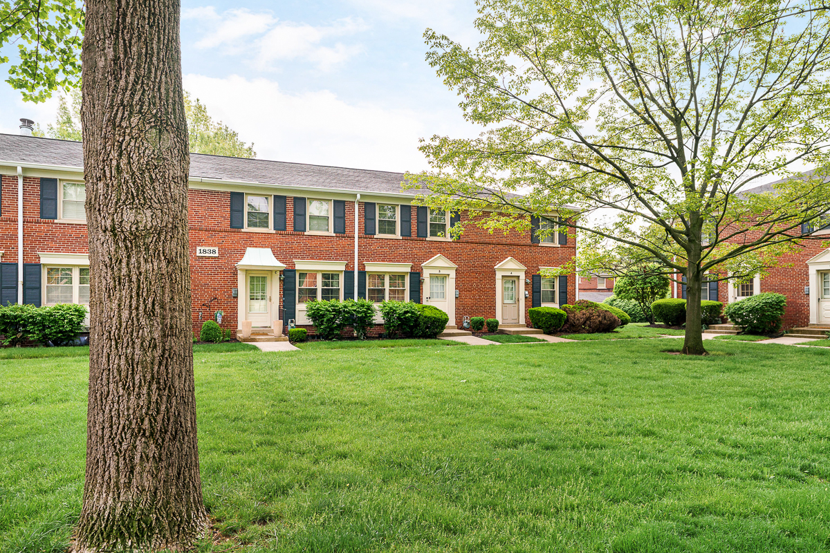 1838 Northwest Ct Unit B-1