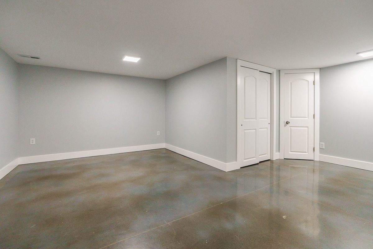 1859 Amanda northern Rd NW-24