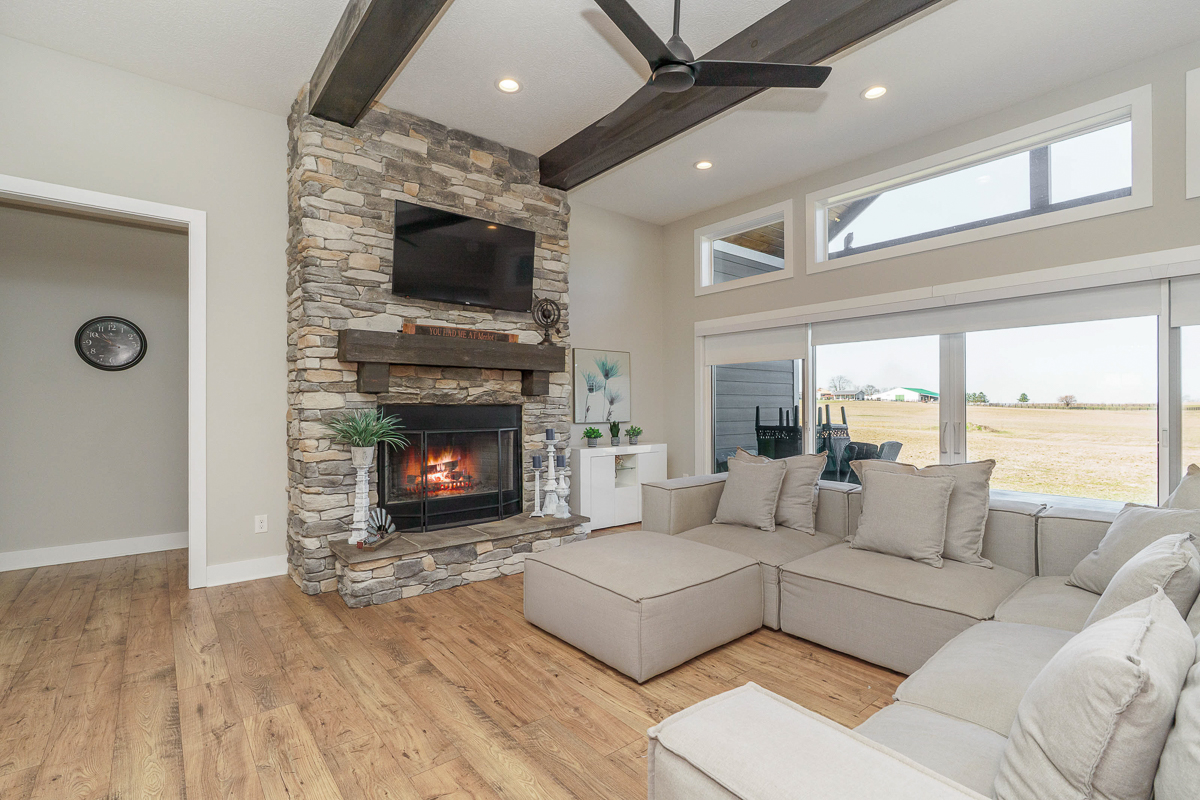 1859 Amanda northern Rd NW-33