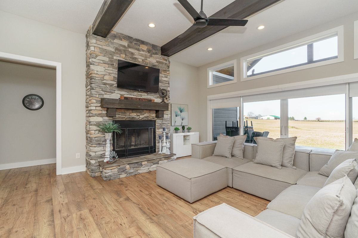 1859 Amanda northern Rd NW-34