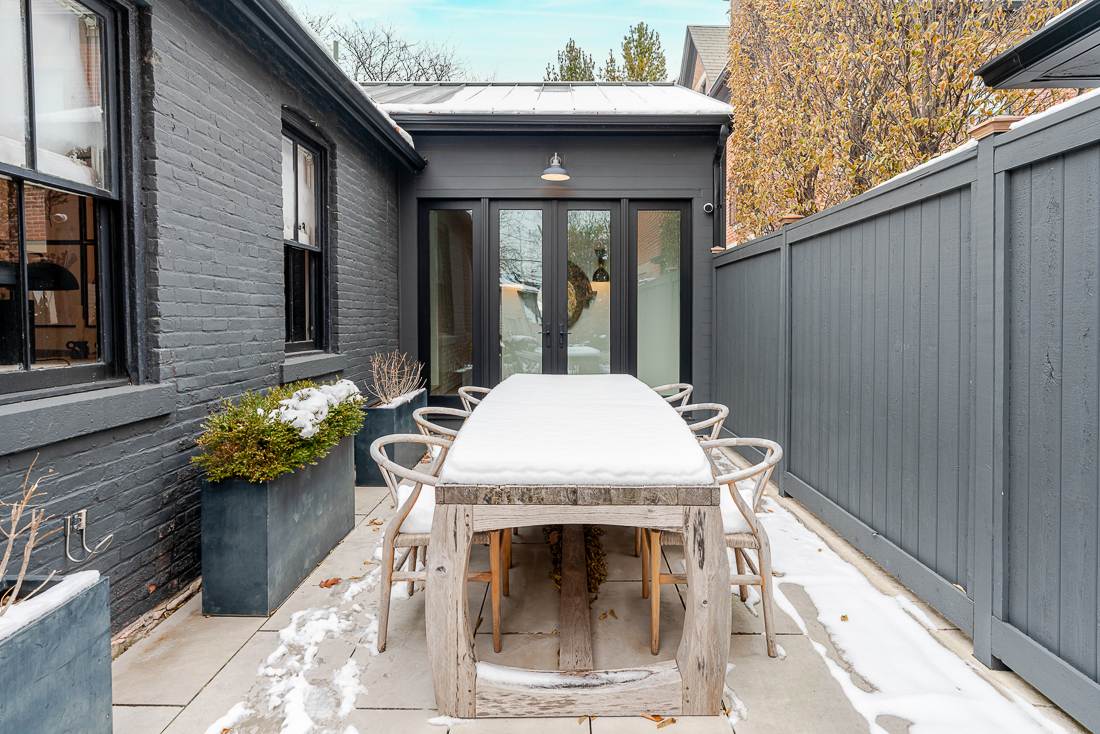 186 e Sycamore St-11