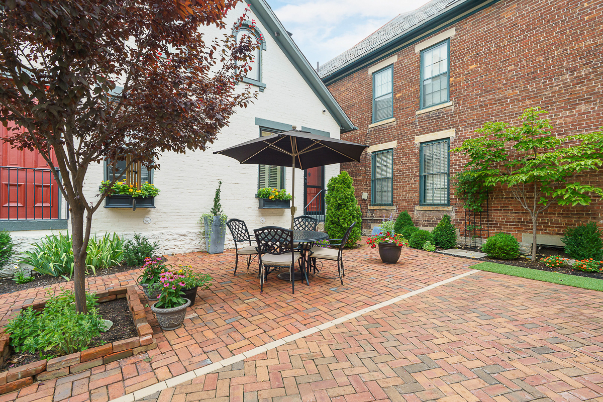 203-205 Berger Alley-13