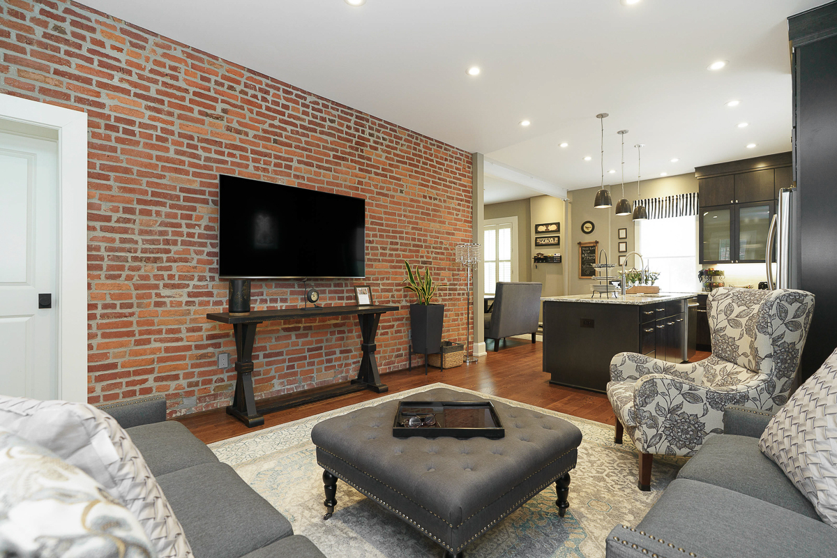 203-205 Berger Alley-18