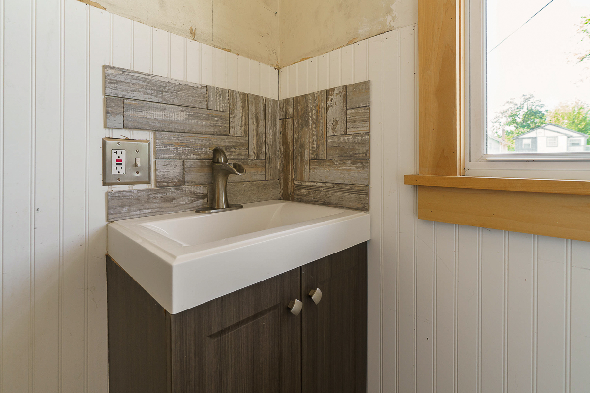 205-207 e Southwood Ave-14