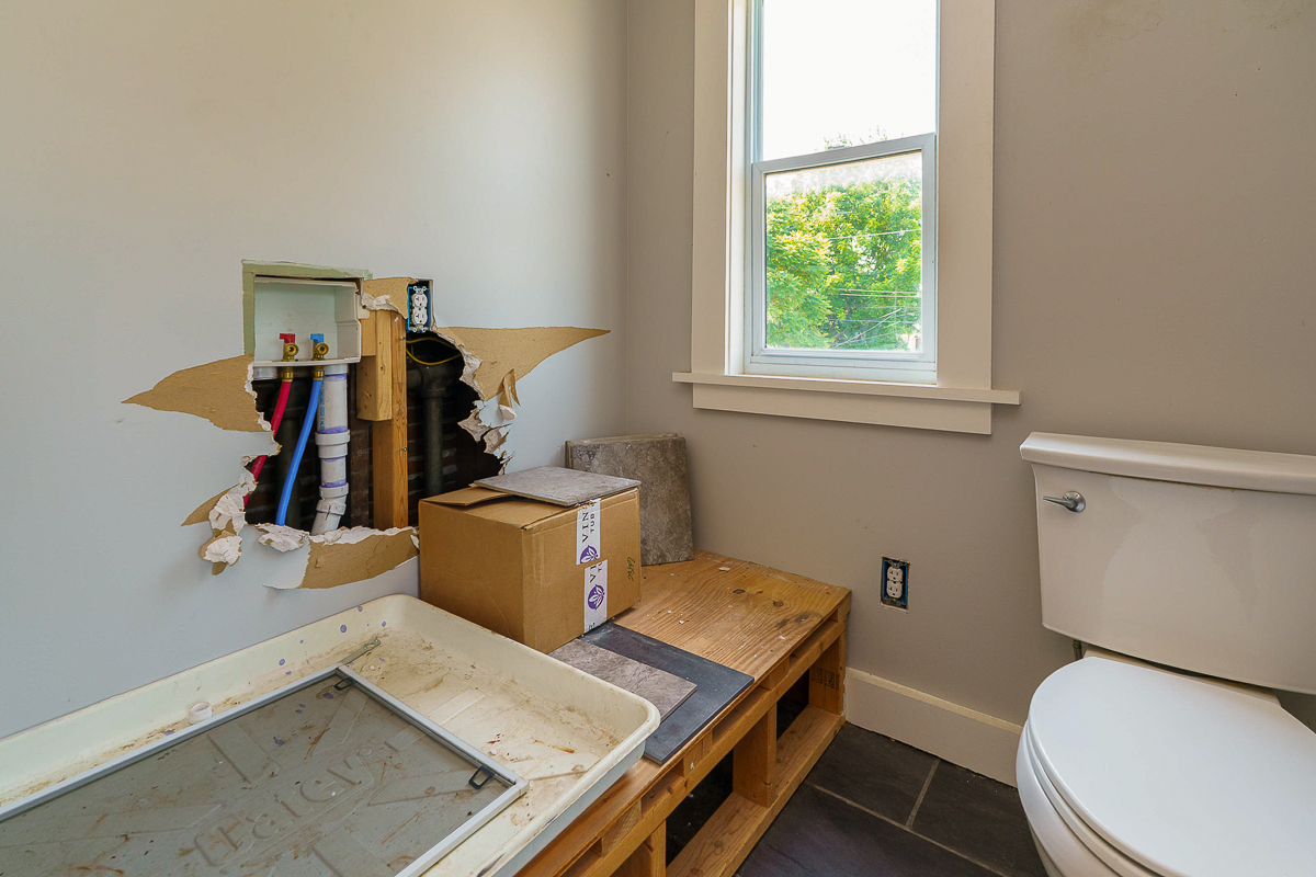 205-207 e Southwood Ave-18