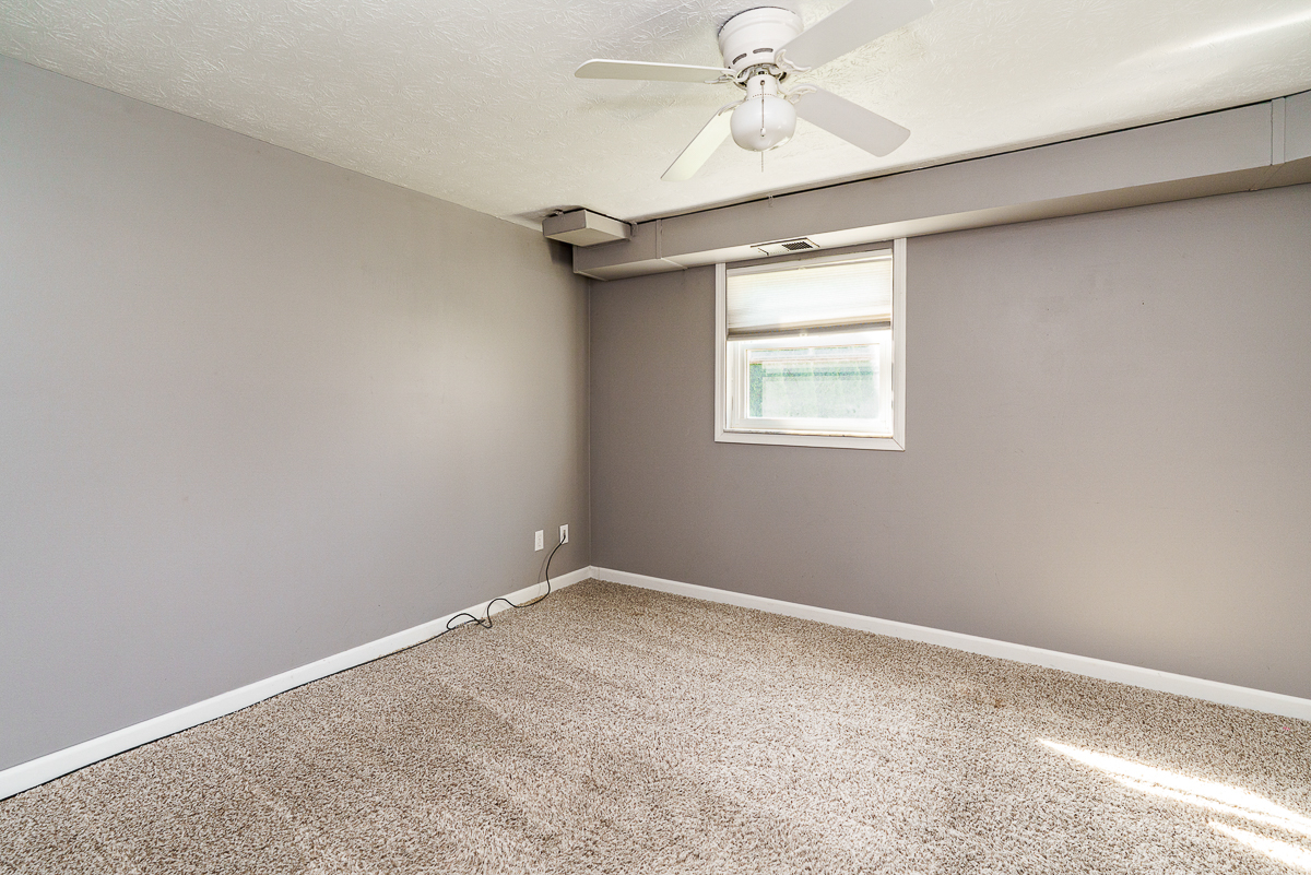2295 Salem Ave-12