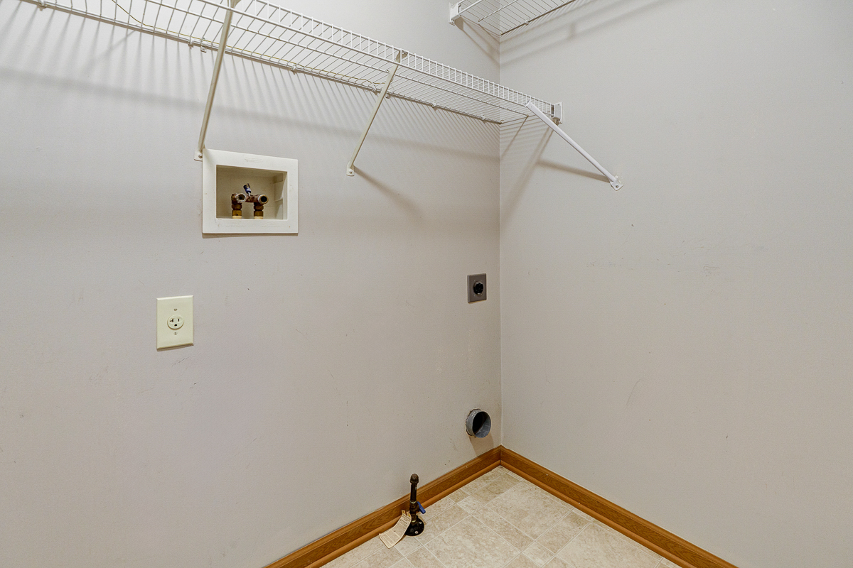 2378 Myrtle Valley Dr-27