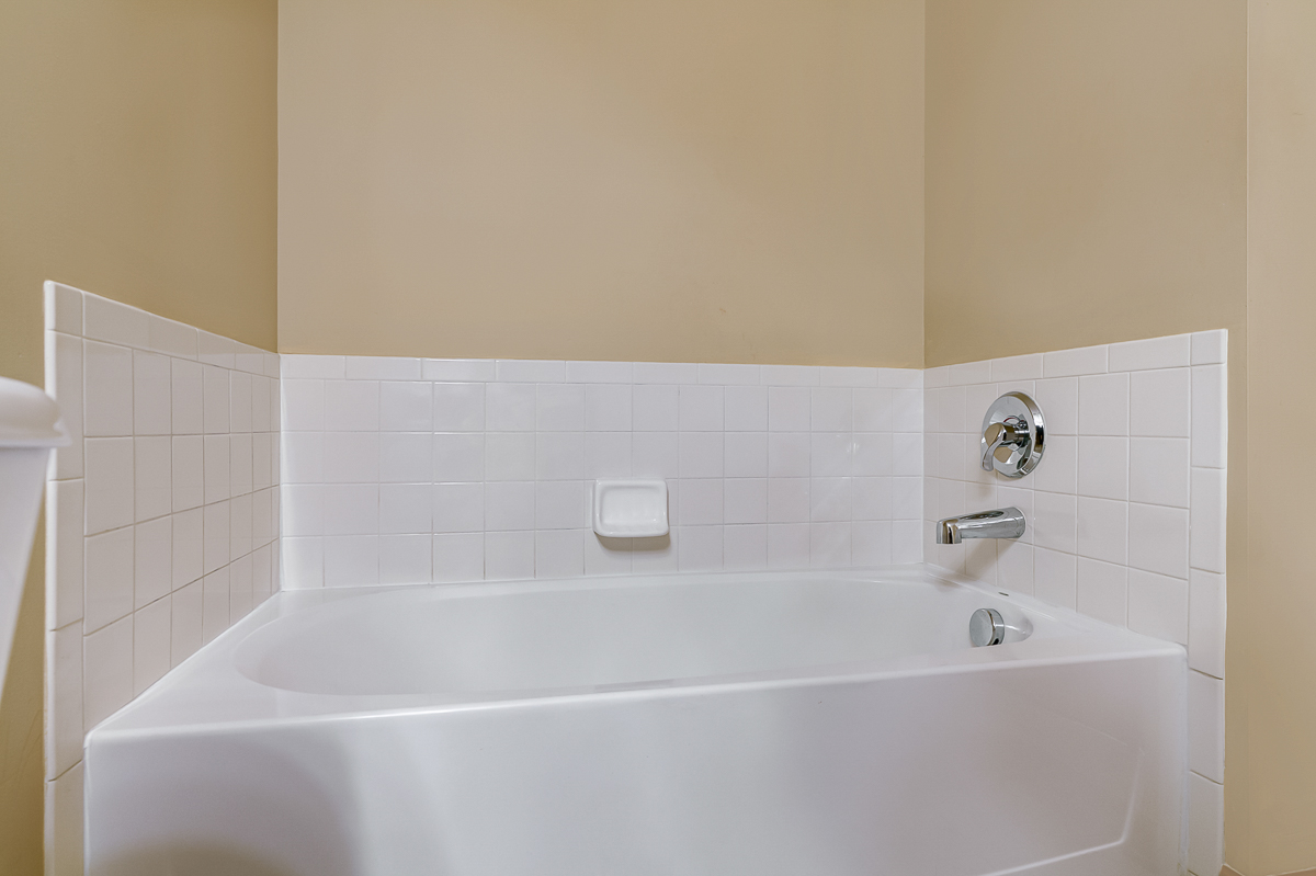 2378 Myrtle Valley Dr-39