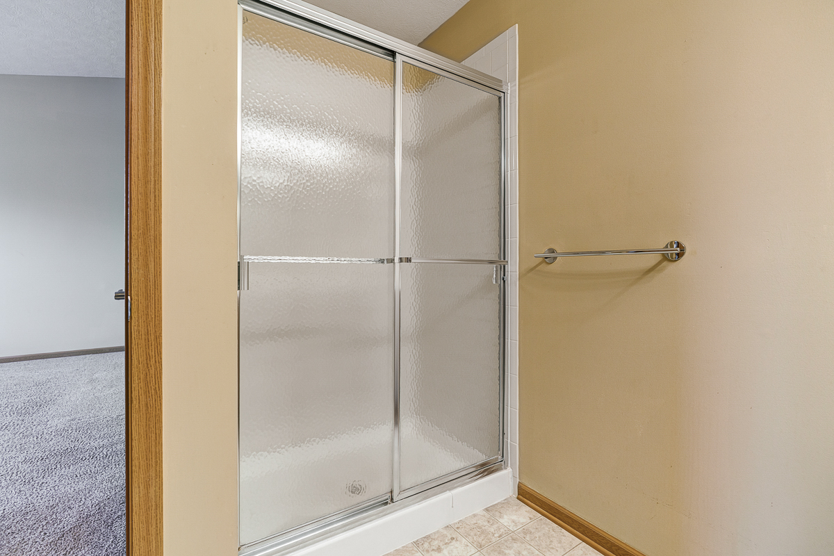 2378 Myrtle Valley Dr-40