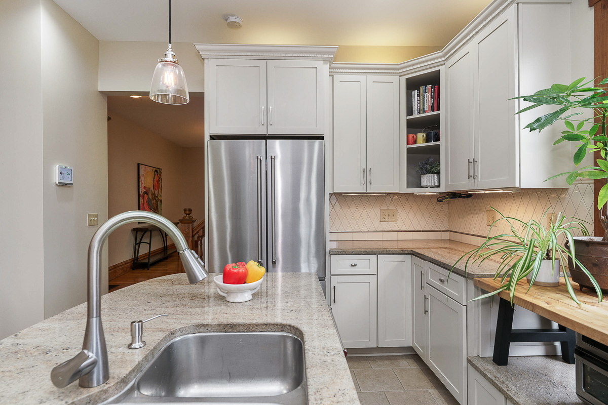 239 Buttles Ave-36