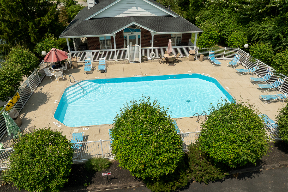 2432 Crystal Springs Dr-5