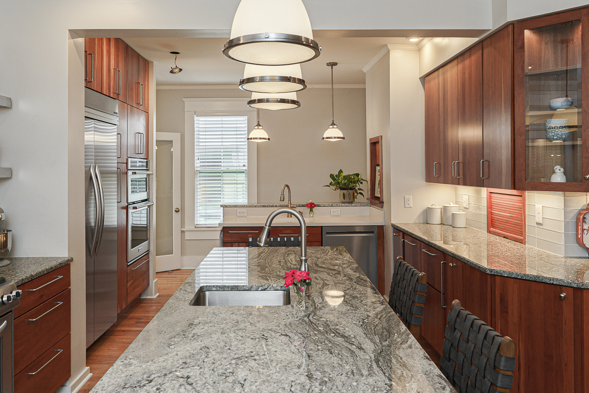 243 E Whittier St-25