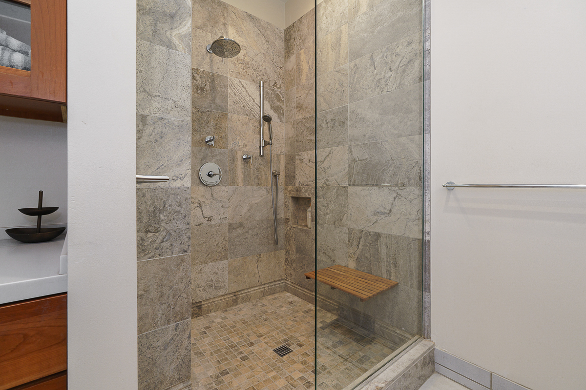 243 E Whittier St-53