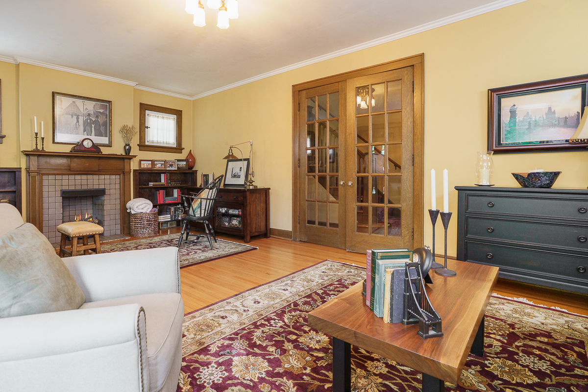 2554 Seneca Park Pl-23