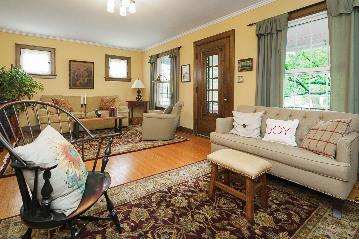 2554 Seneca Park Pl-26