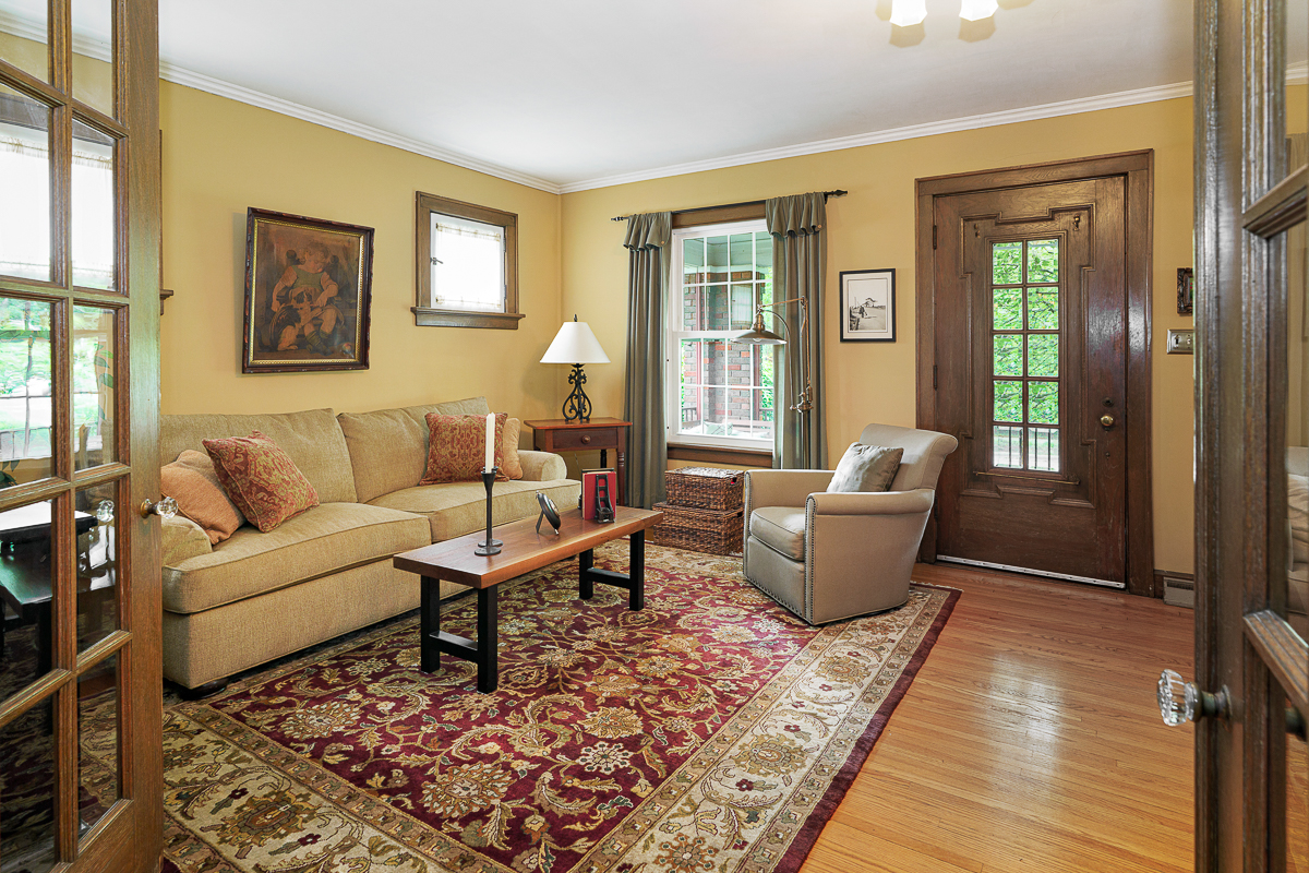 2554 Seneca Park Pl-27