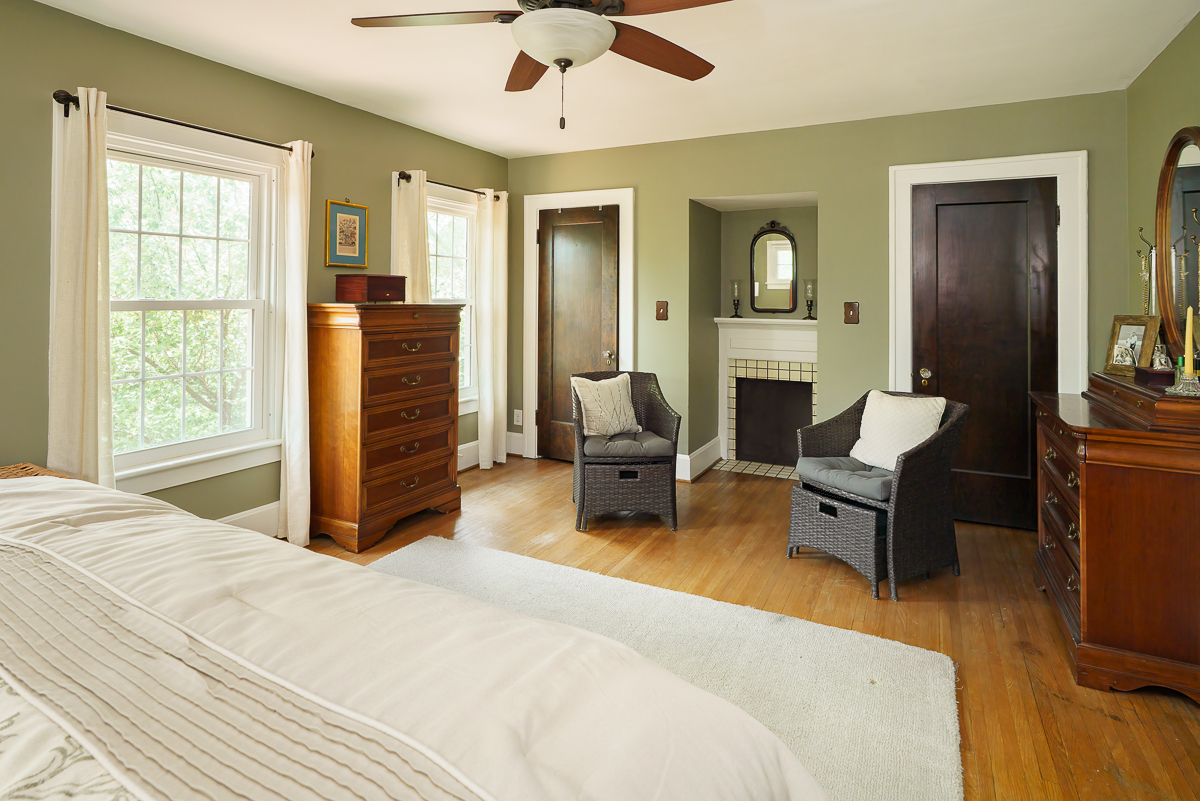 2554 Seneca Park Pl-43