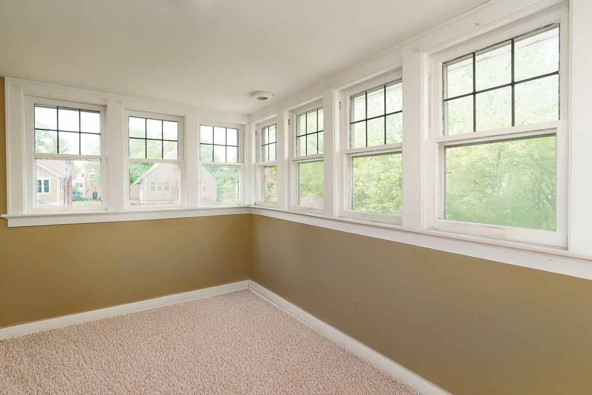 2554 Seneca Park Pl-47