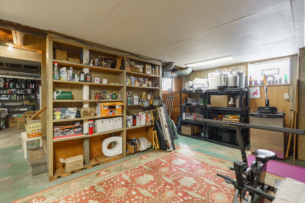 2554 Seneca Park Pl-50