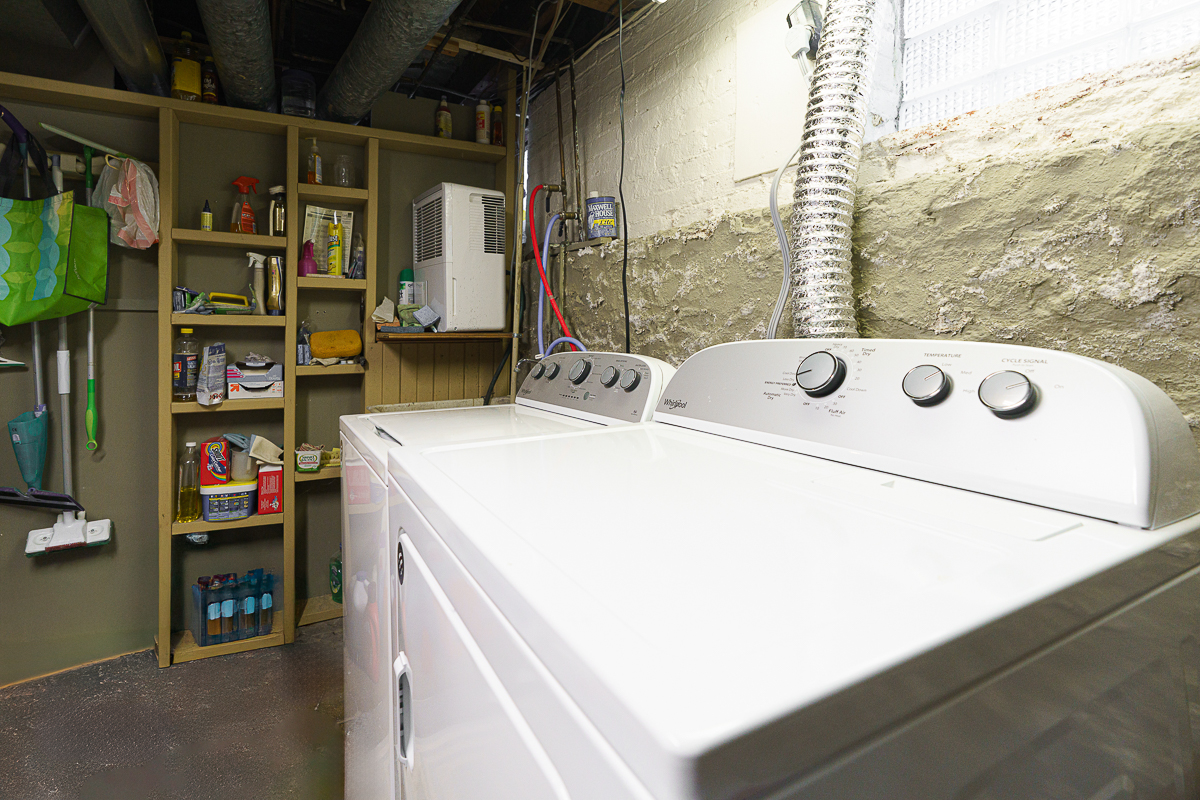 2554 Seneca Park Pl-52