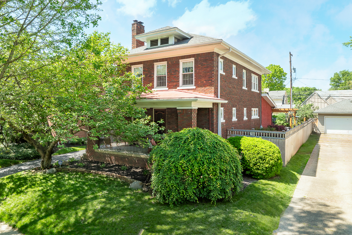 2554 Seneca Park Pl-6