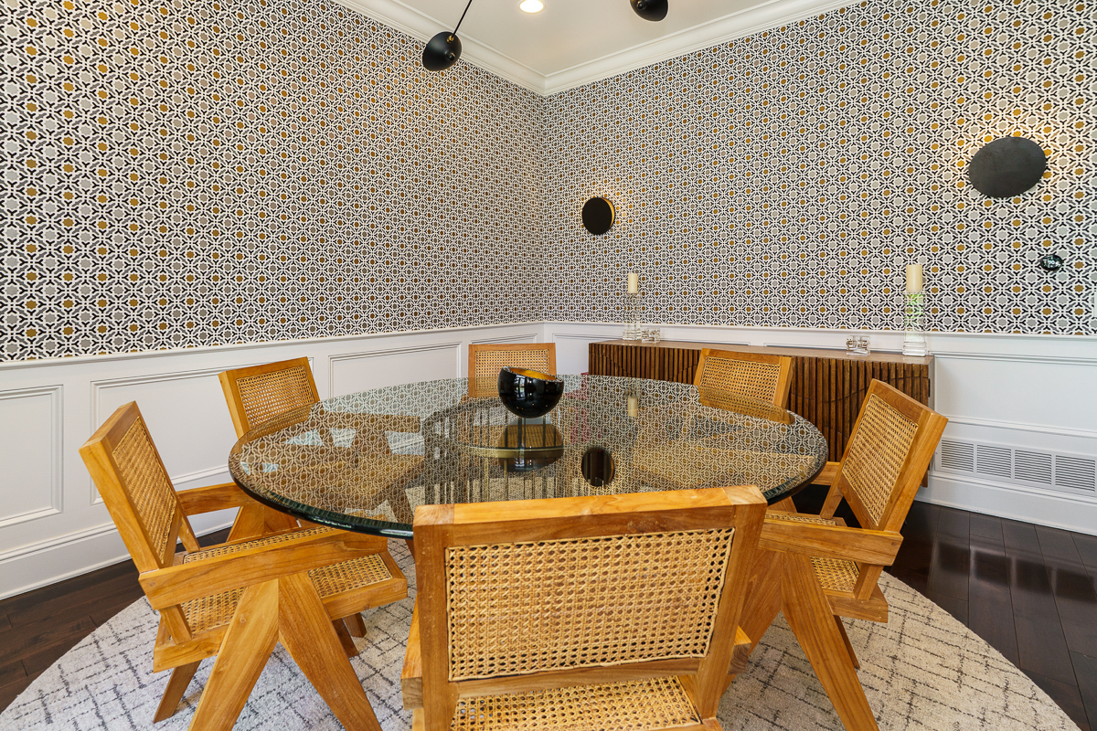 251 E Deshler Ave-27