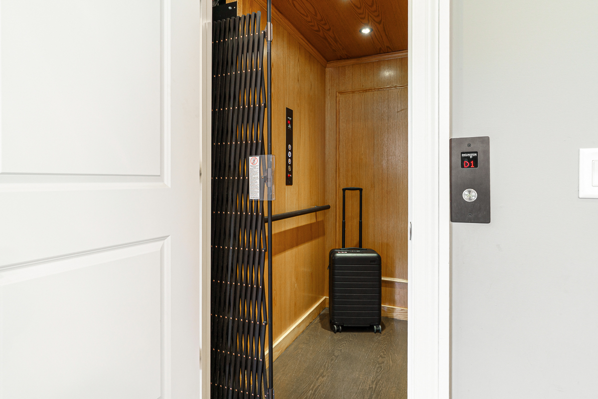 251 E Deshler Ave-34