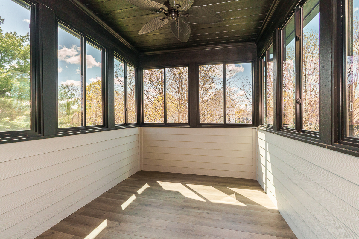 251 E Deshler Ave-57