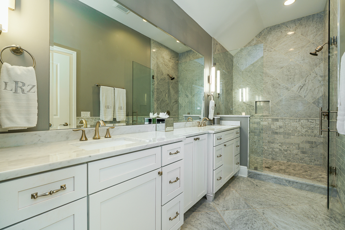 251 E Deshler Ave-63