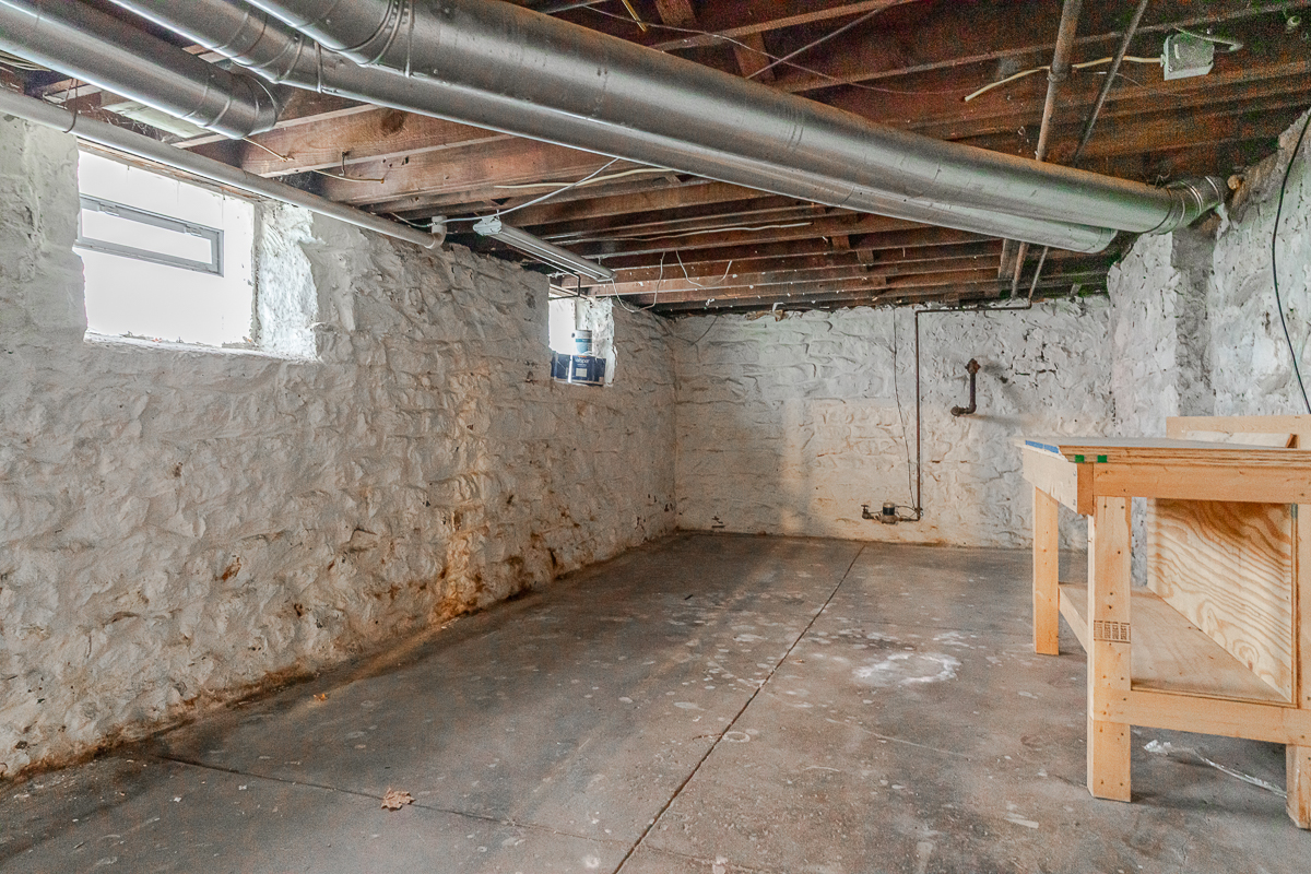 254 e Thurman Ave-12