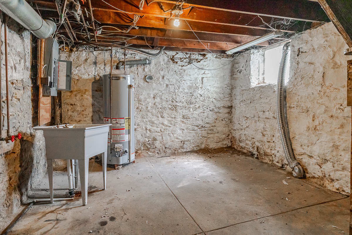 254 e Thurman Ave-13