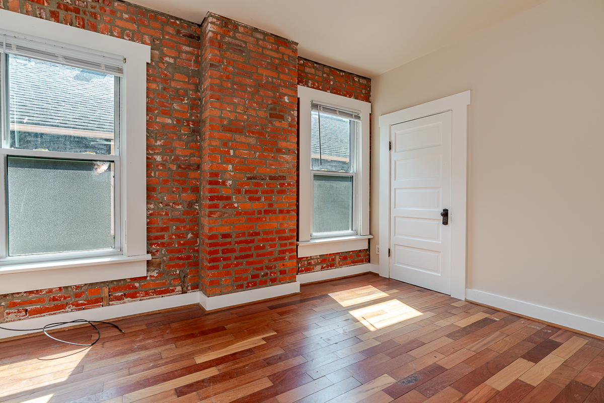 254 e Thurman Ave-16