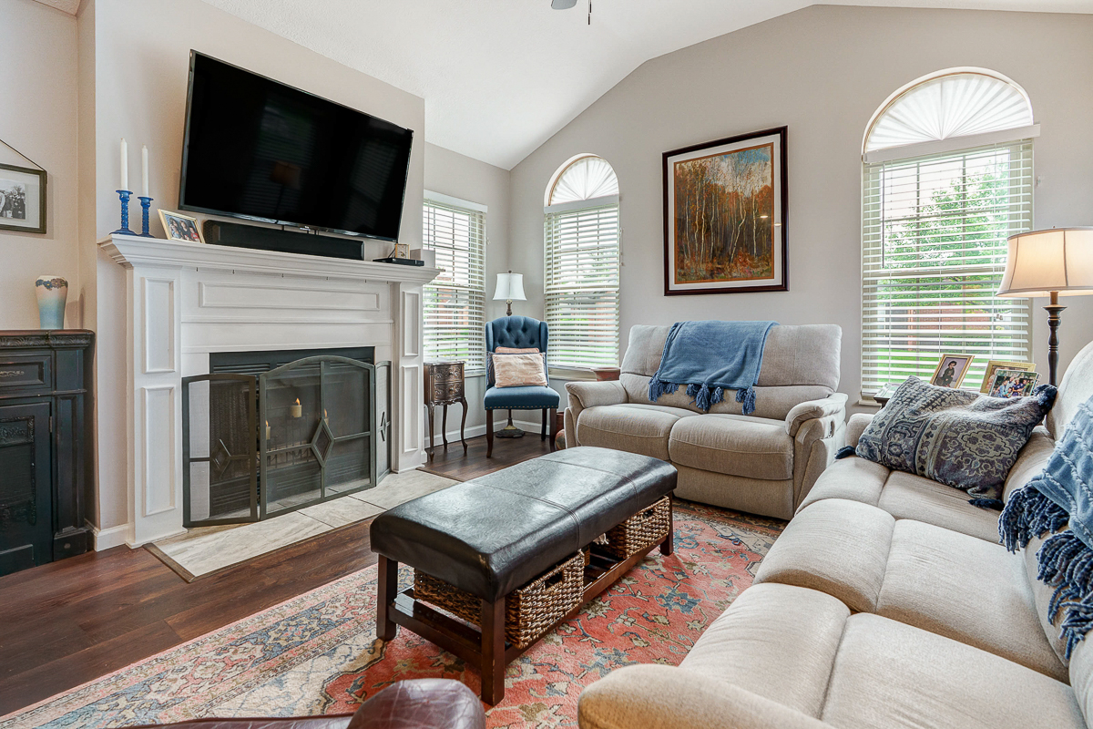 2539 Trotterslane Dr-15