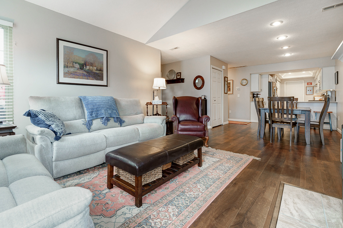 2539 Trotterslane Dr-16