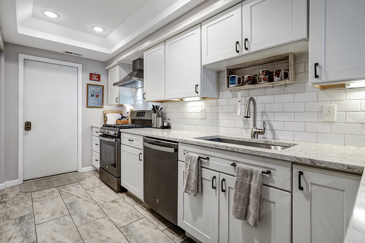 2539 Trotterslane Dr-7