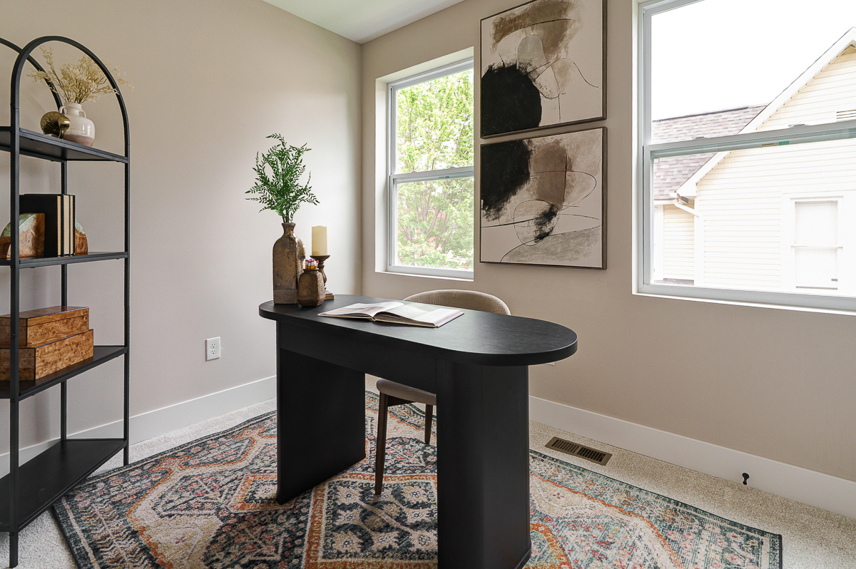 2587-2589 Dayton Ave -31