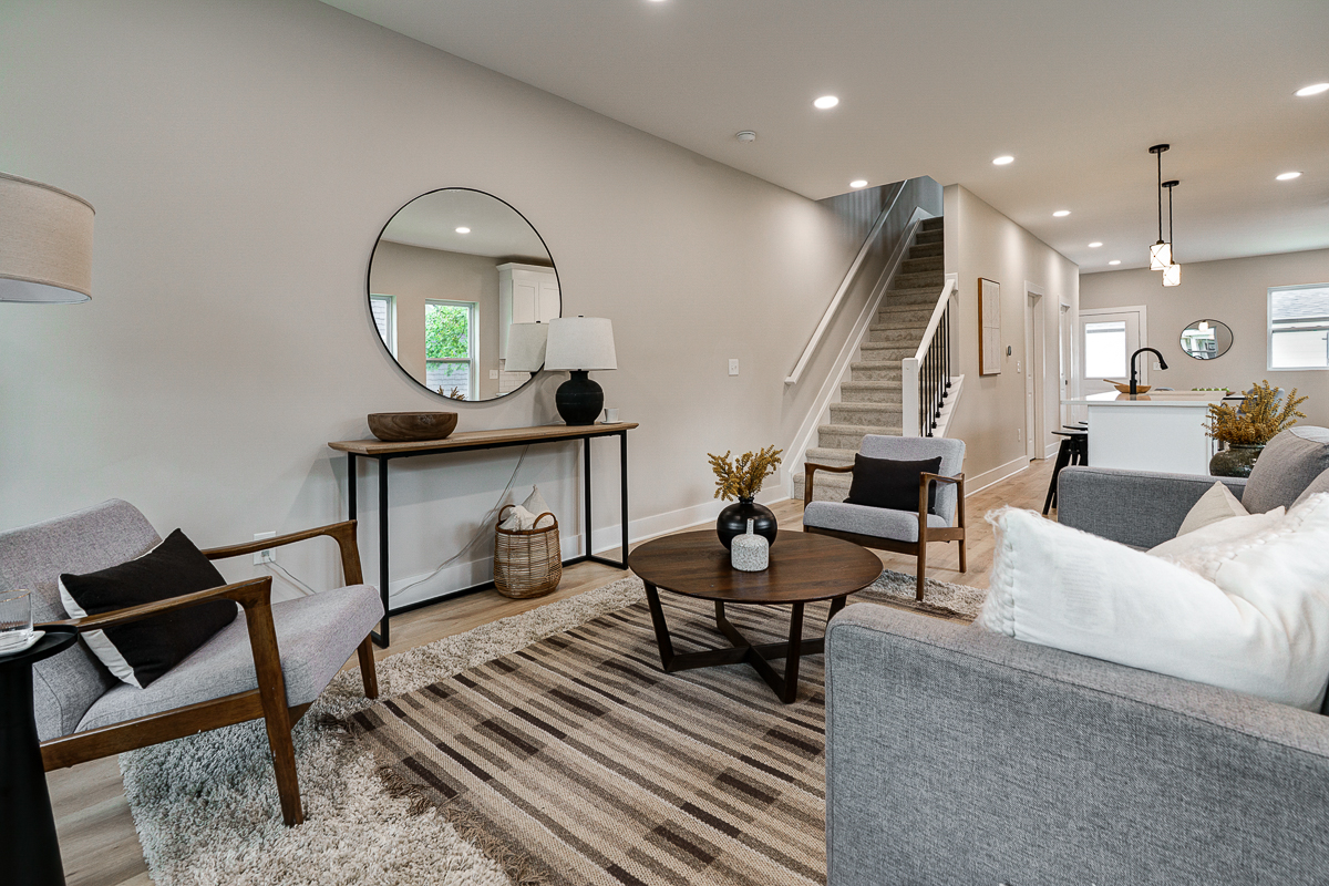 2587-2589 Dayton Ave -51