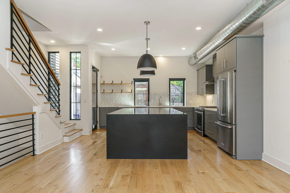 25 w Frankfort St-22