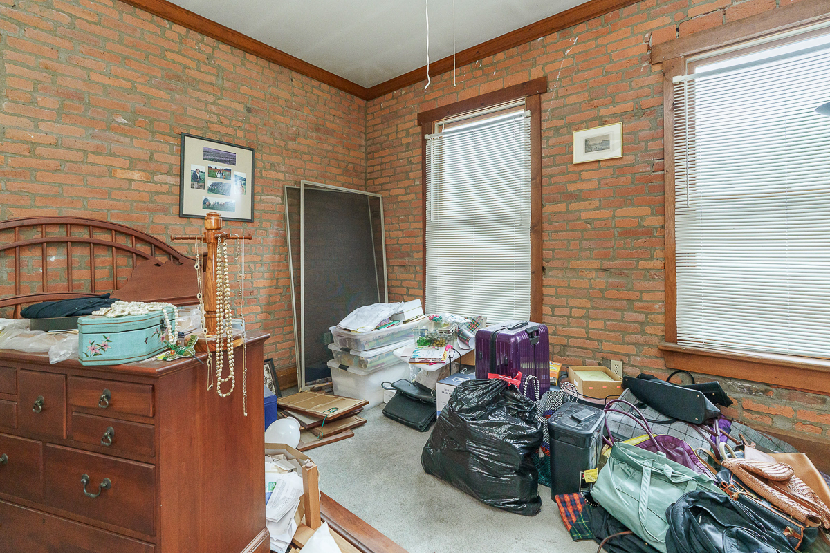 279-281 E Beck St-21