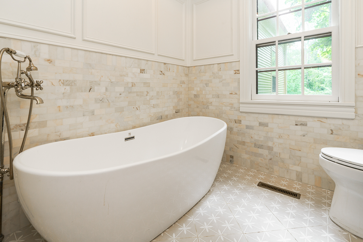 2865 Leitnaker Rd-56