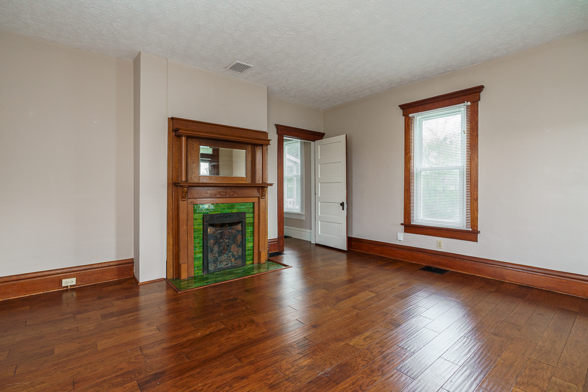 3068 Tremont Rd-13