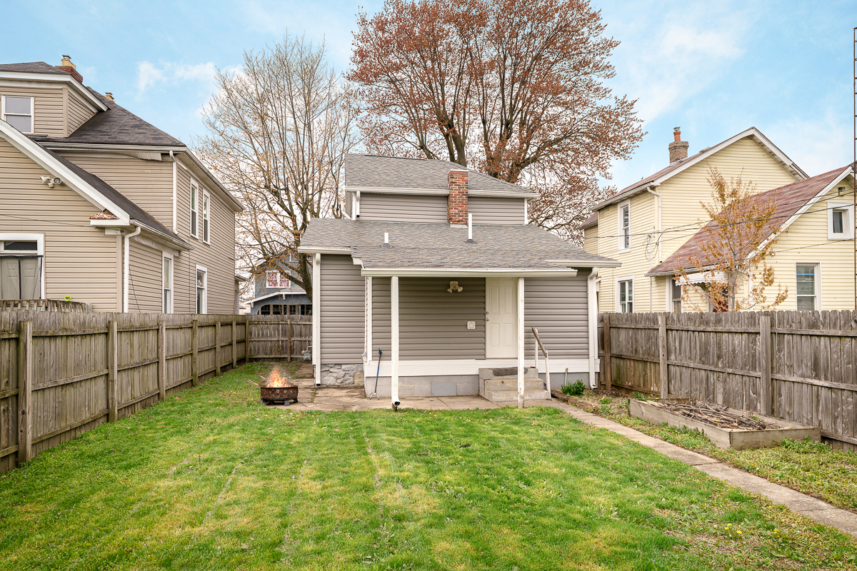 308 s Cypress Ave-14