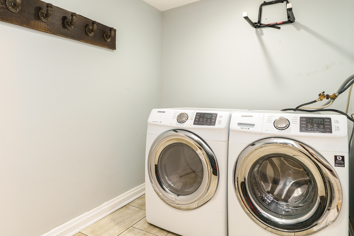 308 s Cypress Ave-15