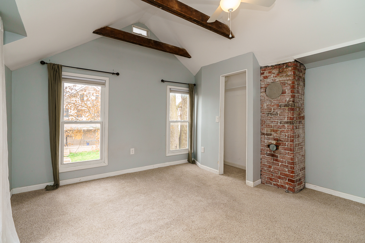 308 s Cypress Ave-31