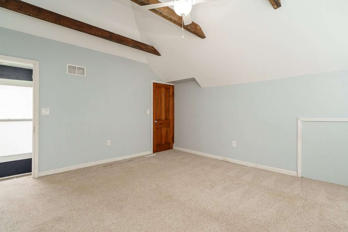 308 s Cypress Ave-34