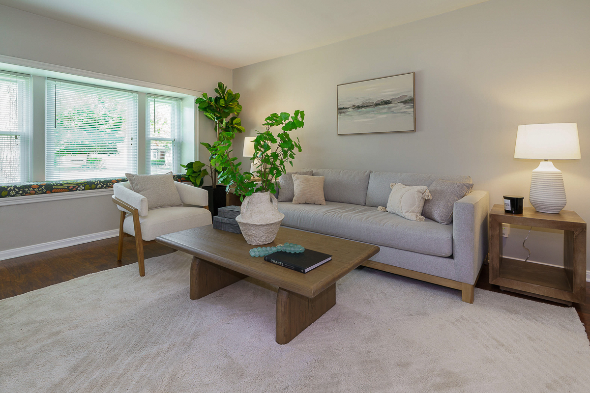 308 N Stanwood Rd-21