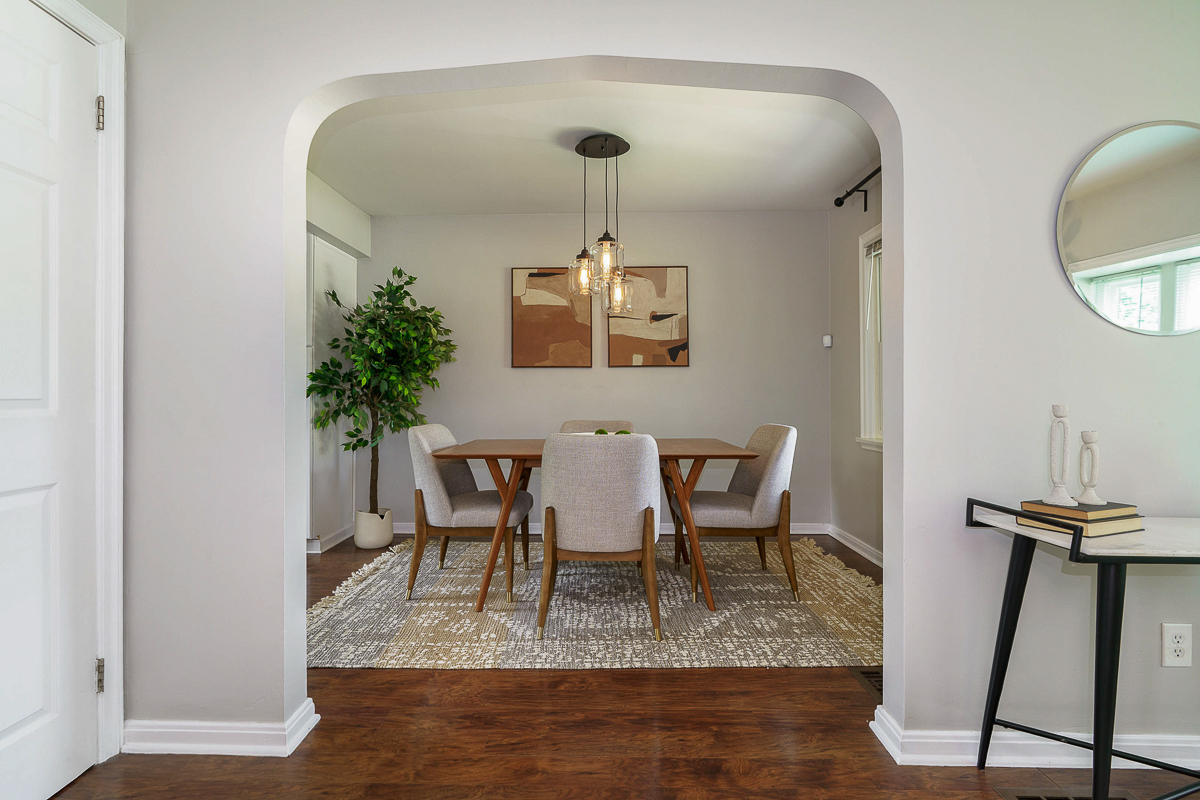 308 N Stanwood Rd-23