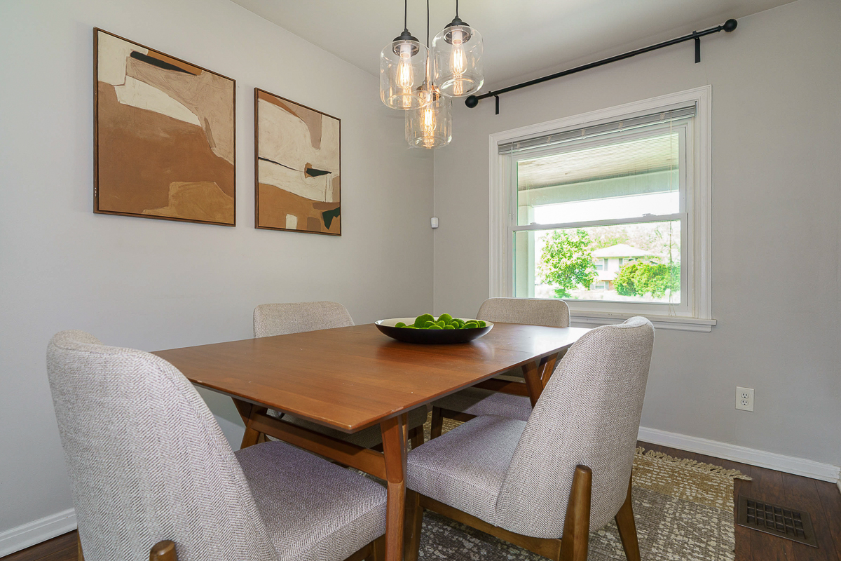 308 N Stanwood Rd-28